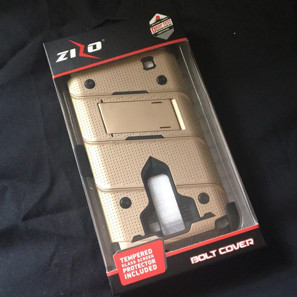 Brand new gold phone cover for LG775